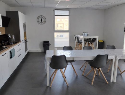 Happy Day Coworking – Bureaux privés à Nîmes
